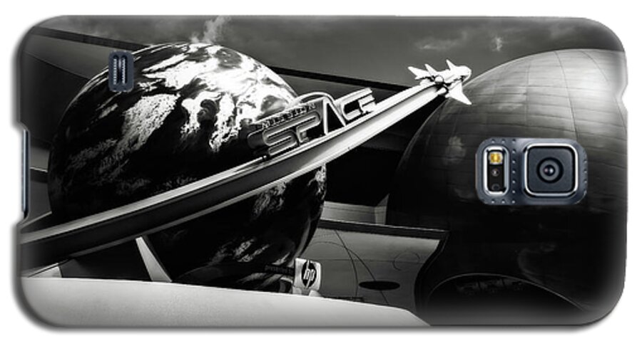 Disney World Galaxy S5 Case featuring the photograph Mission Space black and white by Eduard Moldoveanu