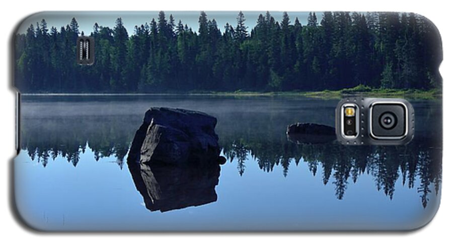 Outdoors Galaxy S5 Case featuring the photograph Misty Summer Morning by David Porteus