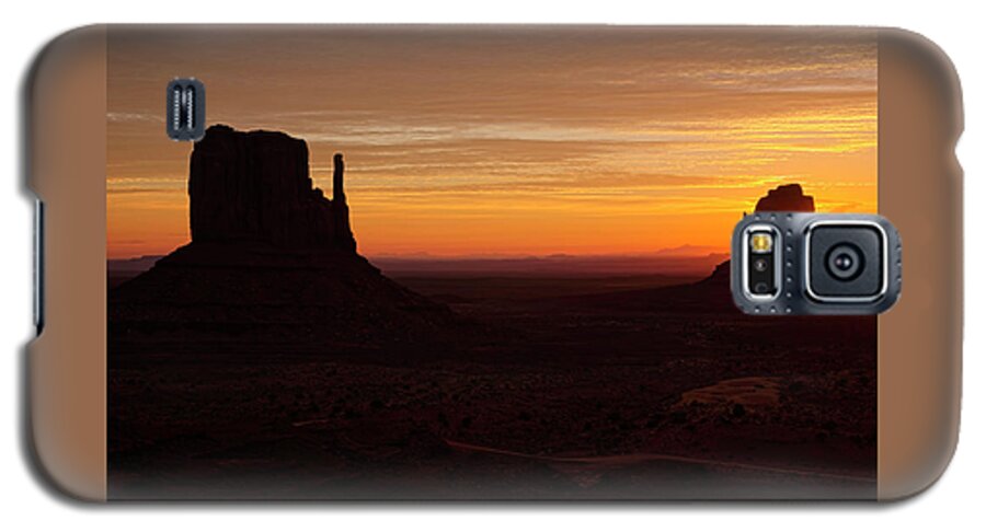 Travel Galaxy S5 Case featuring the photograph Morning's First Light by Lucinda Walter