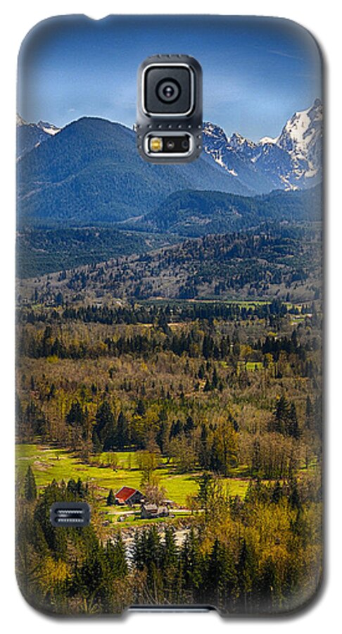 Mountain Galaxy S5 Case featuring the photograph Mountain View by Dick Pratt