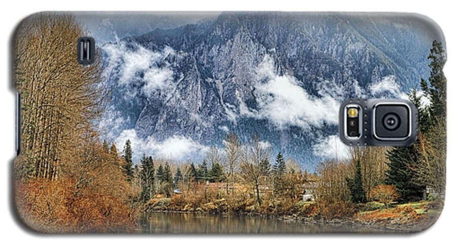 Mt Si Galaxy S5 Case featuring the photograph Mt Si by Ken Stanback
