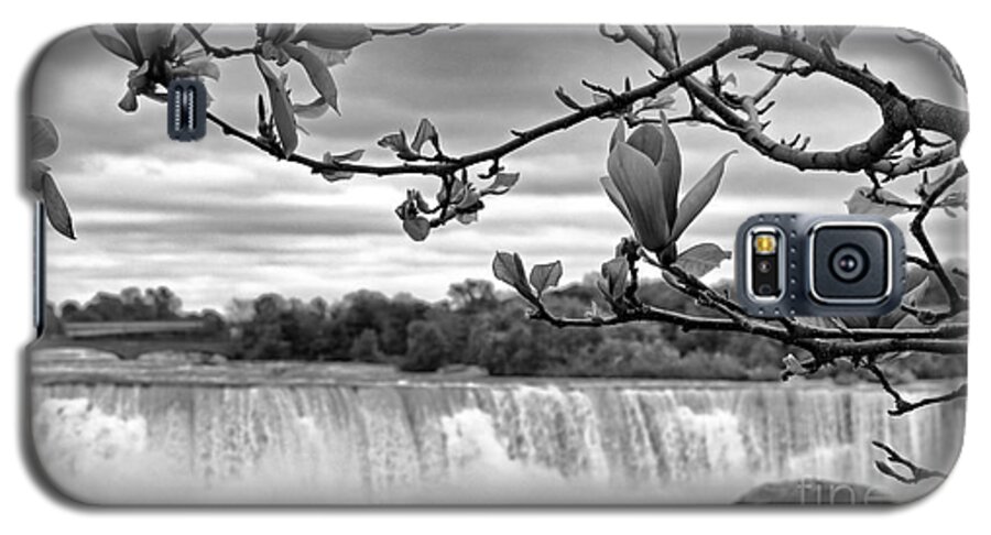 Niagara Falls Galaxy S5 Case featuring the photograph Niagara American Falls Spring by Charline Xia