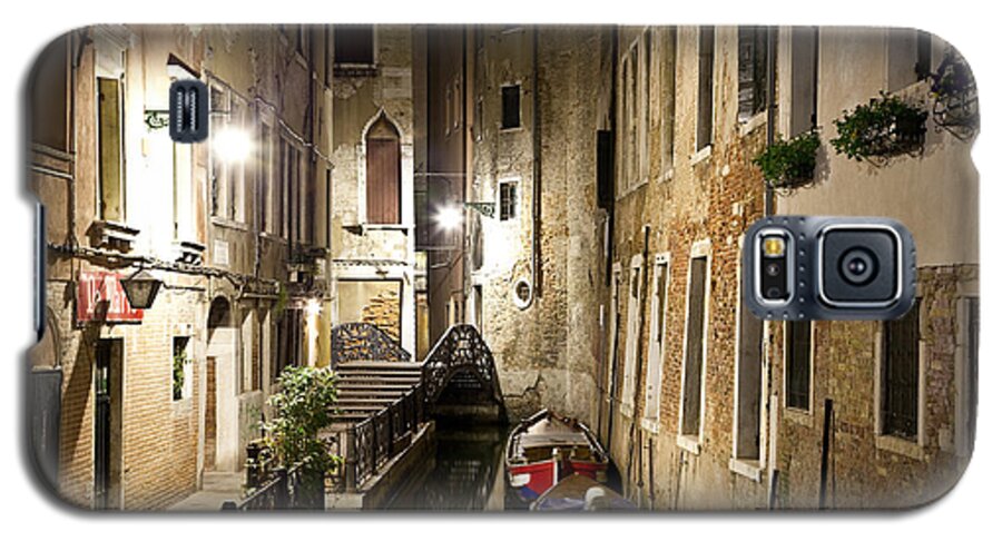 Venezia Galaxy S5 Case featuring the photograph Night da Mario by Marco Missiaja