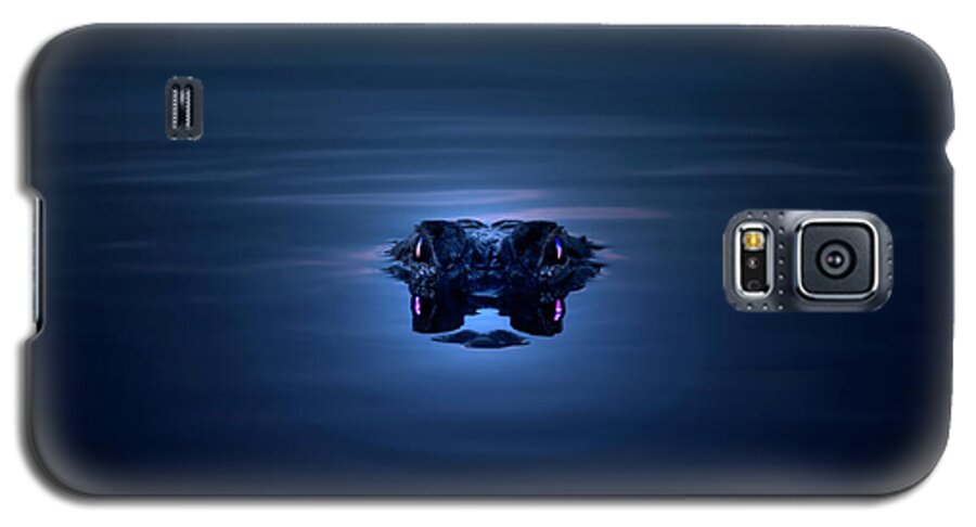 Alligator Galaxy S5 Case featuring the photograph Night Eyes by Mark Andrew Thomas