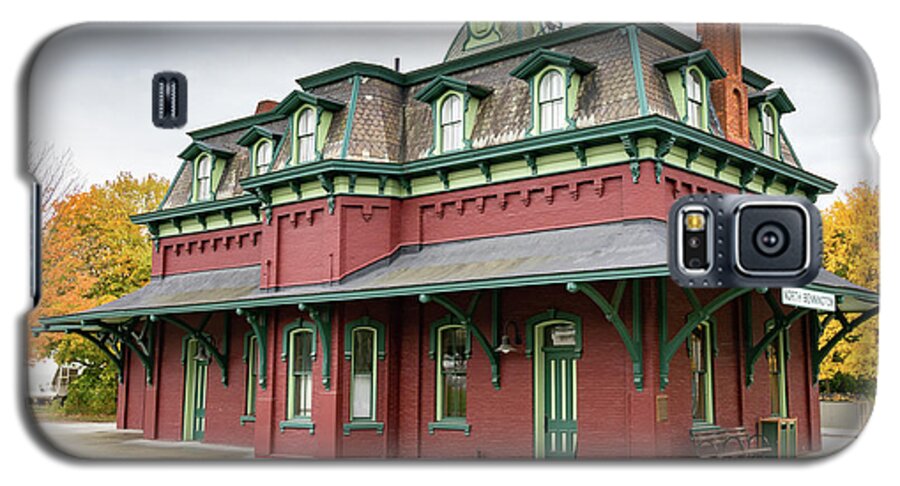 Vermont Galaxy S5 Case featuring the photograph North Bennington Station by Phil Spitze