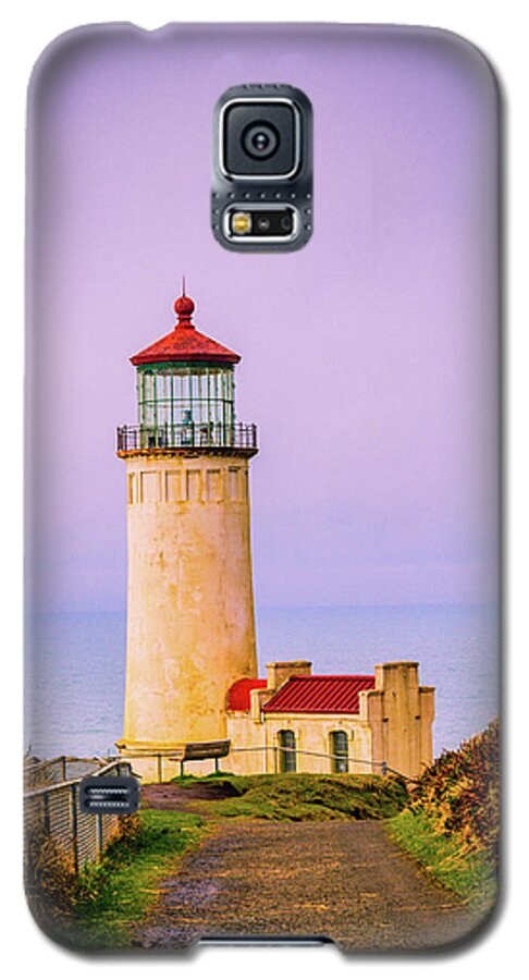 North Head Galaxy S5 Case featuring the photograph North Head Lighthouse by Bryan Carter