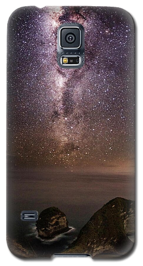 Asia Galaxy S5 Case featuring the photograph Nusa Penida beach at night by Pradeep Raja Prints