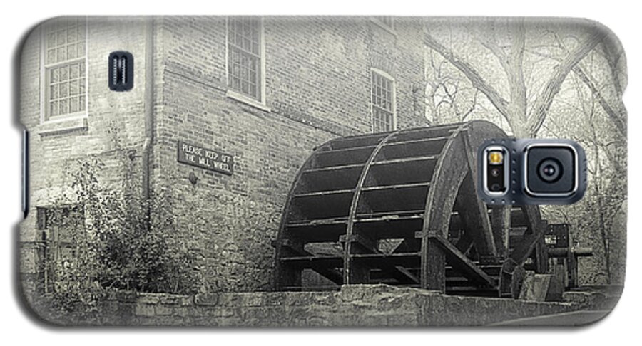 Old Graue Mill Galaxy S5 Case featuring the photograph Old Graue Mill by Julie Palencia