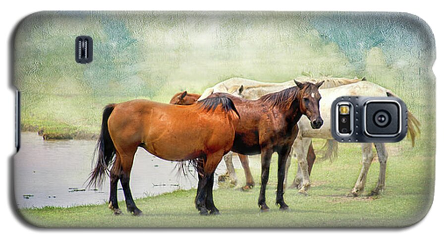 Oklahoma Galaxy S5 Case featuring the photograph Osage Horses by Jolynn Reed