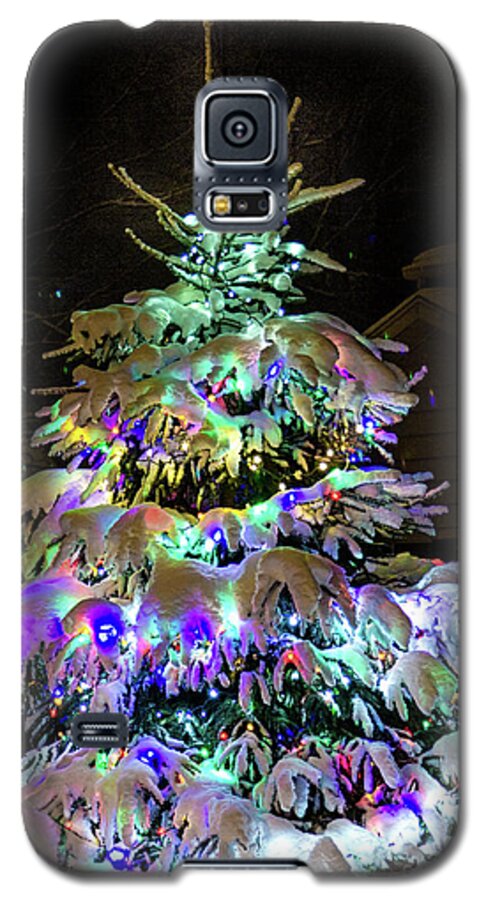 Winter Galaxy S5 Case featuring the photograph O'Tannenbaum by Rod Best