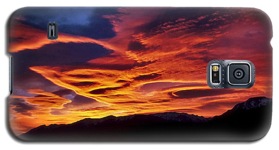 Patagonia Galaxy S5 Case featuring the photograph Patagonian Sunrise by Joe Bonita