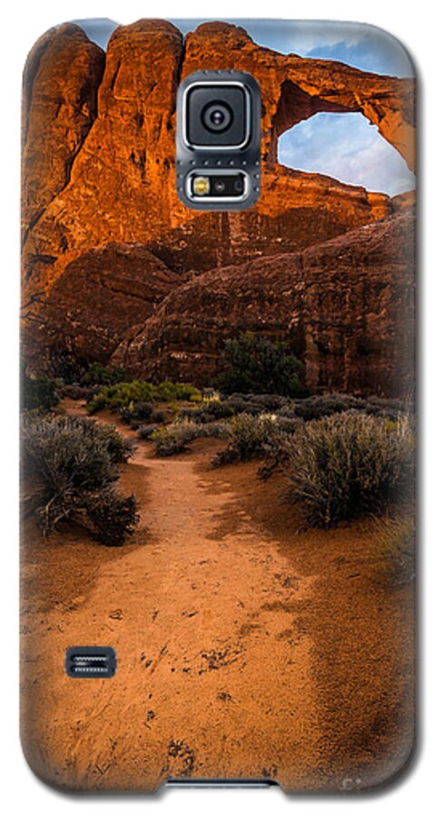 Utah Galaxy S5 Case featuring the photograph Path to Skyline Arch at Sunset - Utah by Gary Whitton