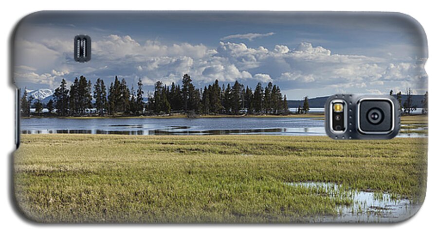 Pelican Galaxy S5 Case featuring the photograph Pelican Creek by David Watkins