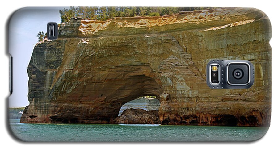Landscape Galaxy S5 Case featuring the photograph Pictured Rocks Arch by Michael Peychich
