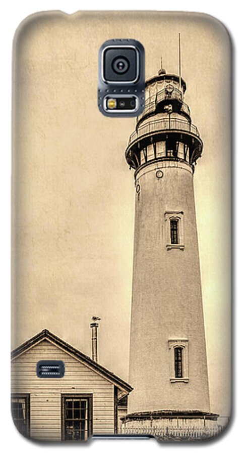 Lighthouse Galaxy S5 Case featuring the photograph Pigeon Point Light Station Pescadero California by David Smith