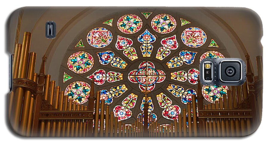 Organ Galaxy S5 Case featuring the photograph Pipe Organ - Church by Kim Hojnacki