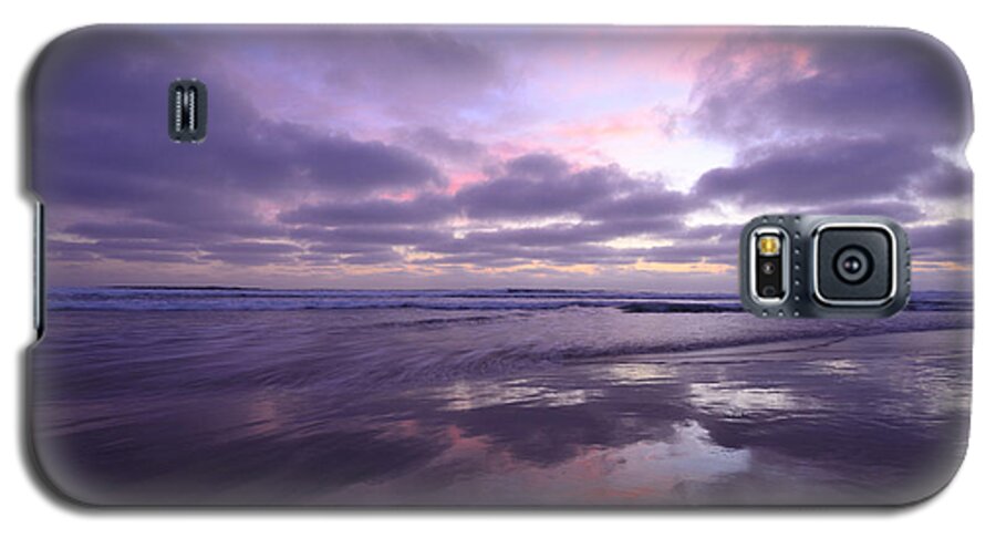 Landscapes Galaxy S5 Case featuring the photograph Cardiff By The Sea Reflections by John F Tsumas