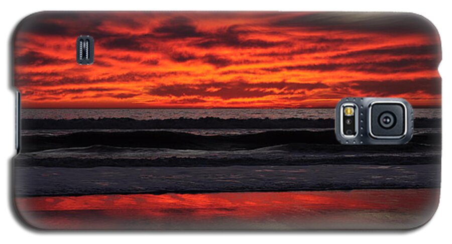 Sunset Galaxy S5 Case featuring the photograph Reflection by Bridgette Gomes