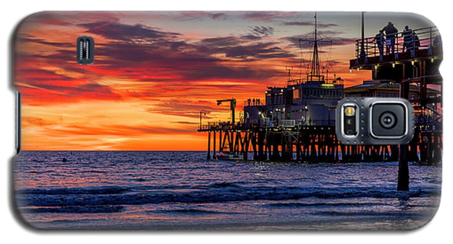 Santa Monica Pier Sunset Galaxy S5 Case featuring the photograph Reflections Of The Pier by Gene Parks