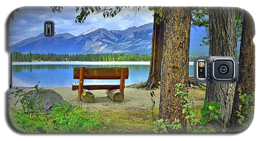 Rockies Galaxy S5 Case featuring the photograph Resting Place at Lake Annette by Tara Turner