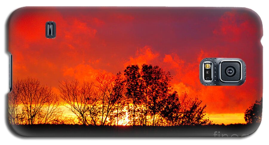 Diane Berry Galaxy S5 Case featuring the photograph Revelation by Diane E Berry