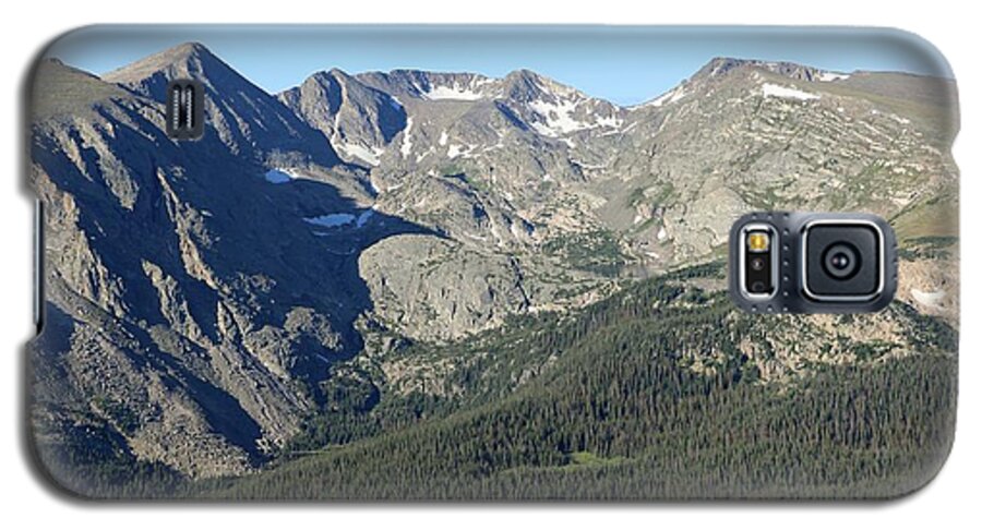 Rock Cut Galaxy S5 Case featuring the photograph Rock Cut - Rocky Mountain National Park by Pamela Critchlow