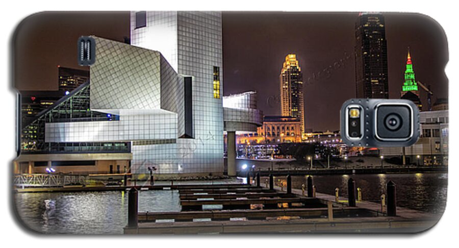 Cleveland Galaxy S5 Case featuring the photograph Rock Hall of Fame and Cleveland Skyline by Peter Ciro