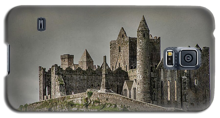 Ancient Galaxy S5 Case featuring the photograph Rock of Cashel by Teresa Wilson