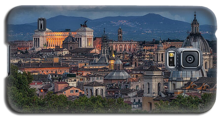 Il Vittoriano Galaxy S5 Case featuring the photograph Rome Twilight by James Billings