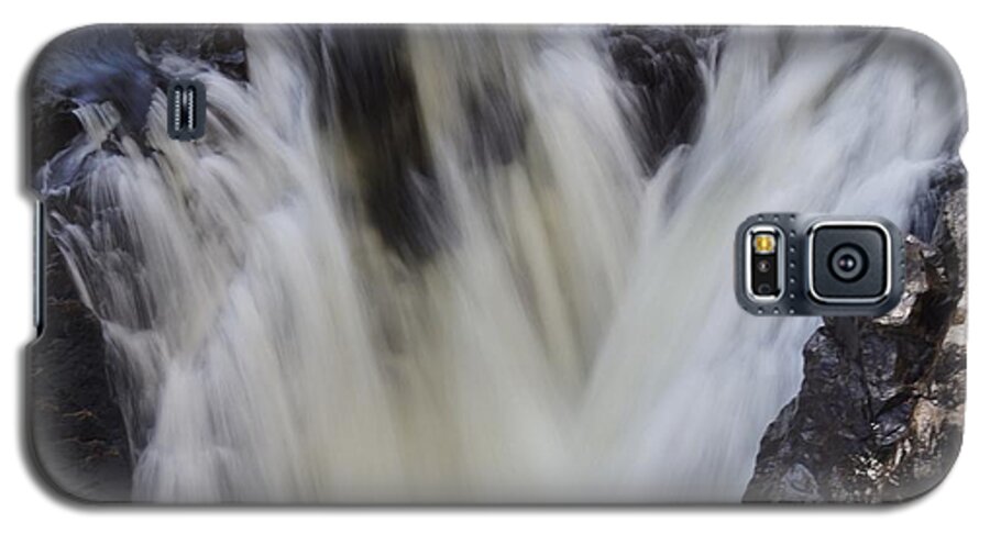 Waterfalls Galaxy S5 Case featuring the photograph Rushing by Aimelle Ml