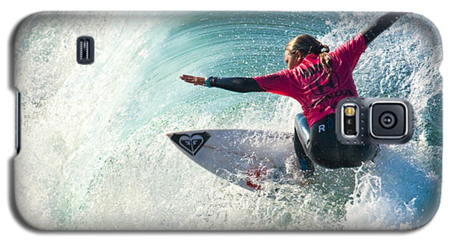 Sally Fizgibbons Galaxy S5 Case featuring the photograph Sally Fitzgibbons by Waterdancer