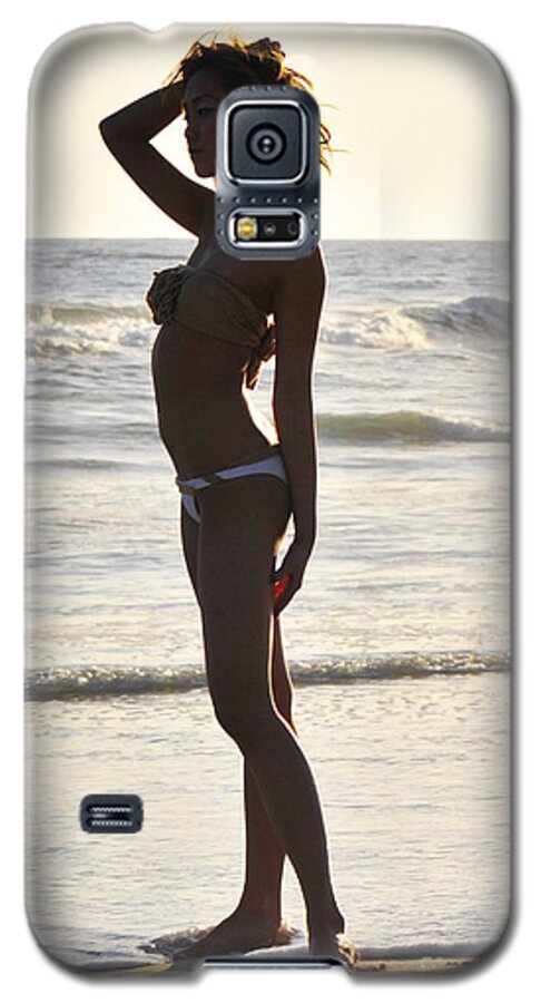 Glamour Photographs Galaxy S5 Case featuring the photograph Self reflecting by Robert WK Clark