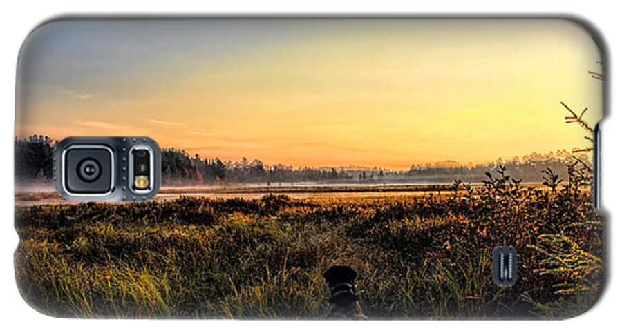 Hunt Galaxy S5 Case featuring the photograph Sharing A September Sunrise With a Retriever by Dale Kauzlaric