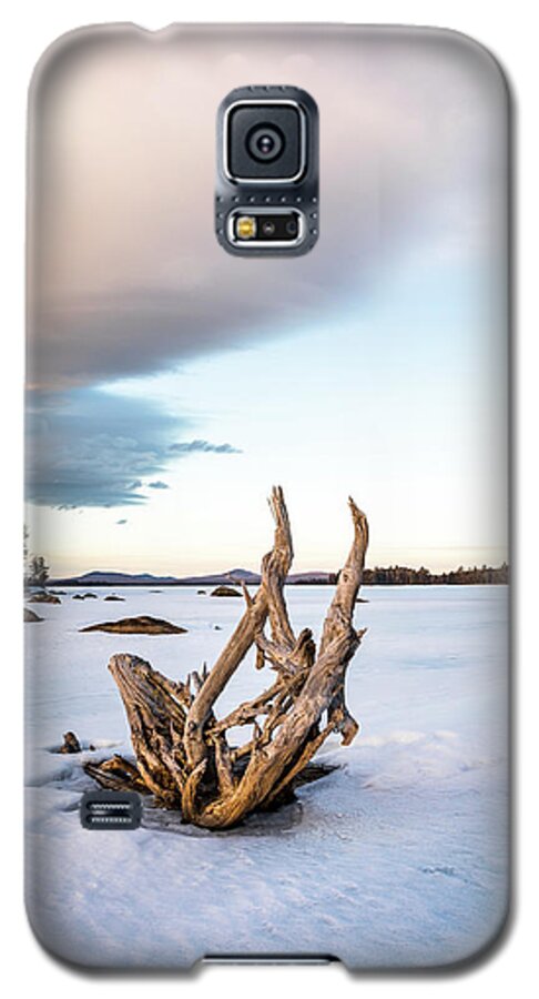 Maine Galaxy S5 Case featuring the photograph Simplicity No.4 by Colin Chase