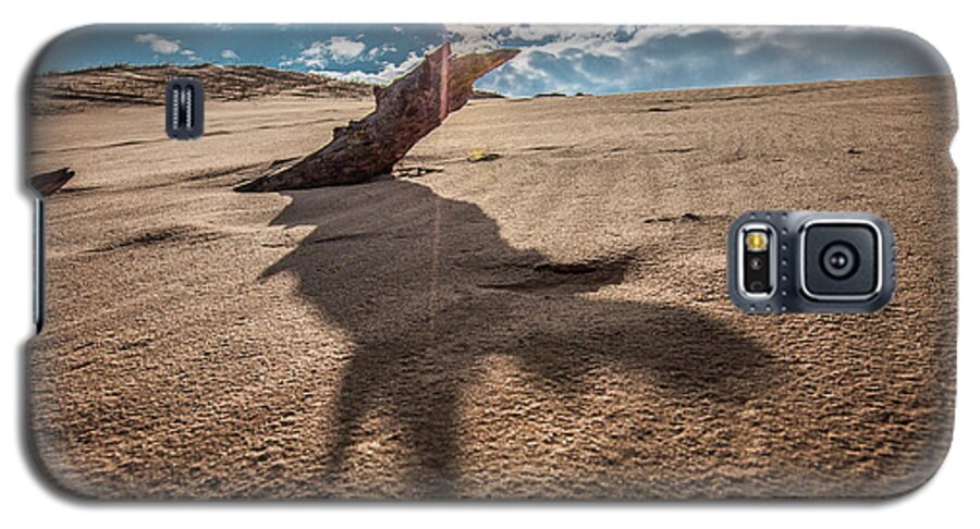 Canon 5dsr Galaxy S5 Case featuring the photograph Sleeping Bear Dunes sun shinning by John McGraw