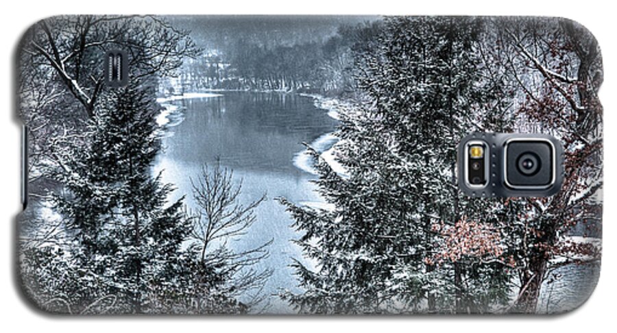 Farmington River Galaxy S5 Case featuring the photograph Snow Squall by Tom Cameron