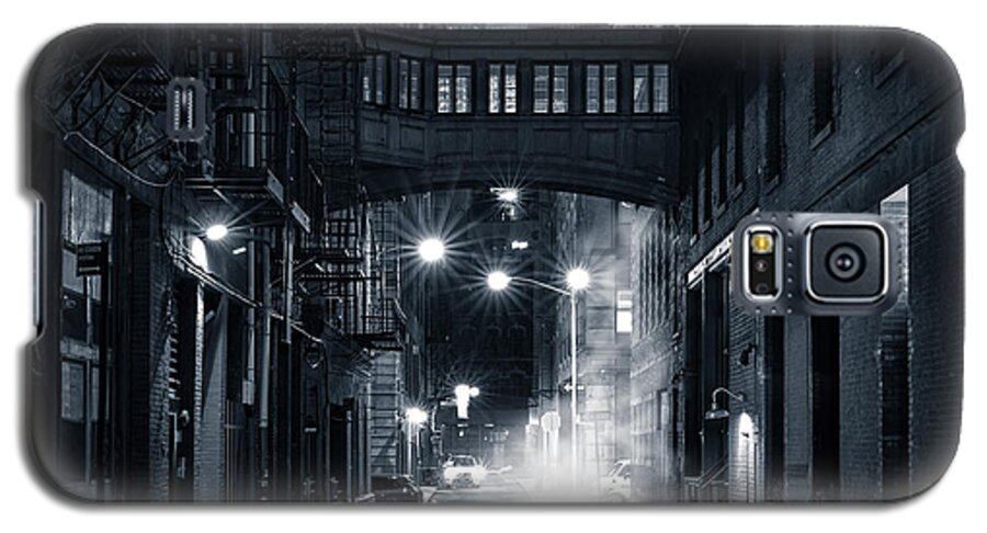 Alley Galaxy S5 Case featuring the photograph Staple street skybridge by night by Mihai Andritoiu