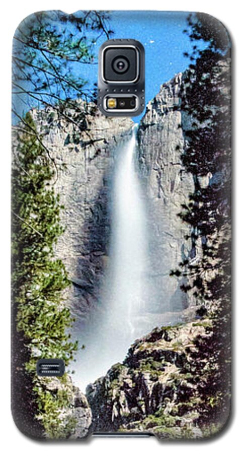Yosemite National Park Galaxy S5 Case featuring the photograph Starry Yosemite Falls by Connie Cooper-Edwards