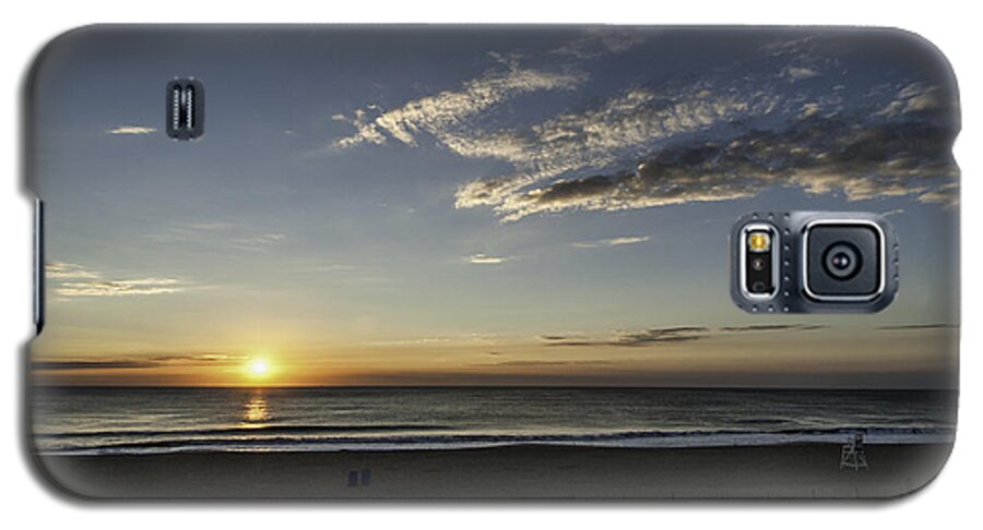 Maryland Galaxy S5 Case featuring the photograph Sunrise Beach OC by Jim Moore