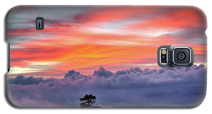 Sunrise Galaxy S5 Case featuring the photograph Sunrise Over the Smoky's II by Douglas Stucky