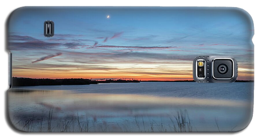 Photosbymch Galaxy S5 Case featuring the photograph Sunset over Back Bay by M C Hood