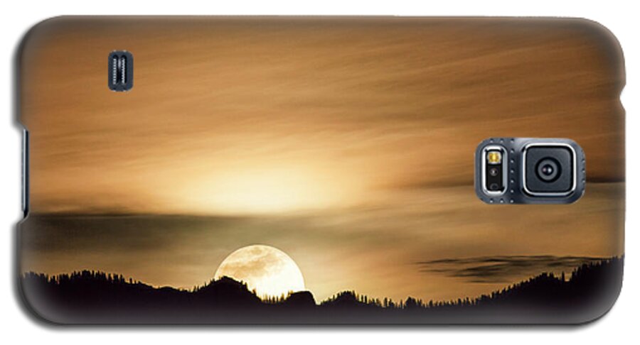 Super Moon Galaxy S5 Case featuring the photograph Super Moon Over Cimarron Ridge by Denise Bush
