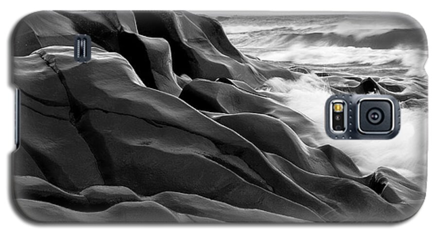Lake Superior Galaxy S5 Case featuring the photograph Superior Edge    by Doug Gibbons