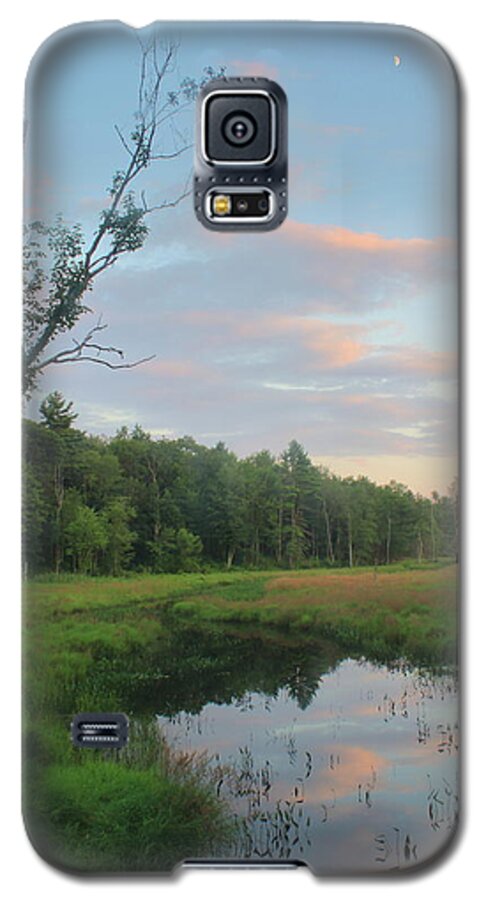 River Galaxy S5 Case featuring the photograph Swift River Sunset by John Burk