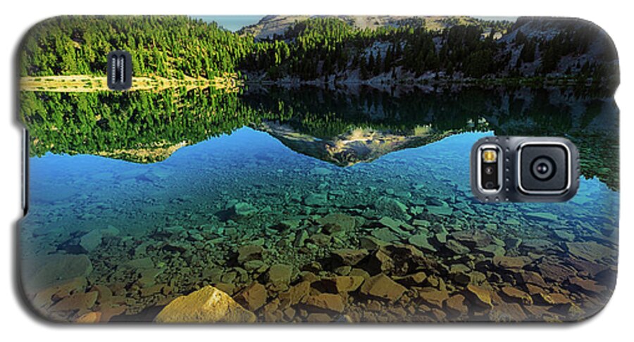 1/25 Sec Galaxy S5 Case featuring the photograph The Depths of Lake Helen by John Hight