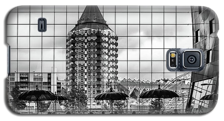 Rotterdam Galaxy S5 Case featuring the photograph The glass windows of The Market Hall in Rotterdam by RicardMN Photography