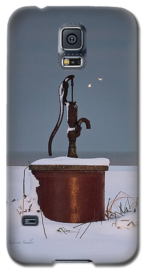 Old Water Well Galaxy S5 Case featuring the photograph The Pump by Rebecca Samler