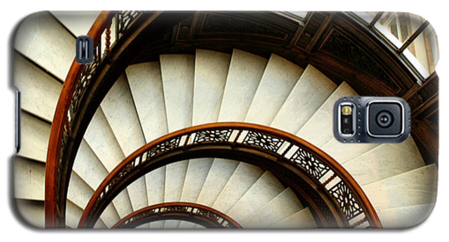 Chicago Galaxy S5 Case featuring the photograph The Rookery Spiral Staircase by Ely Arsha