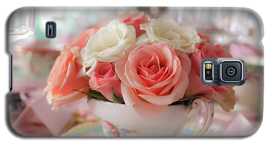 Tea Galaxy S5 Case featuring the photograph Teacup Roses by Alison Frank