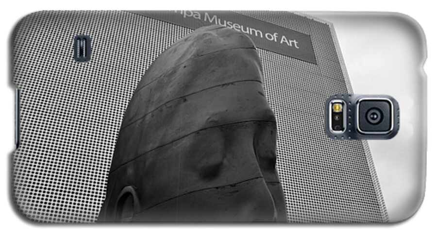 Tampa Museum Of Art Galaxy S5 Case featuring the photograph Tampa Museum of Art work B by David Lee Thompson